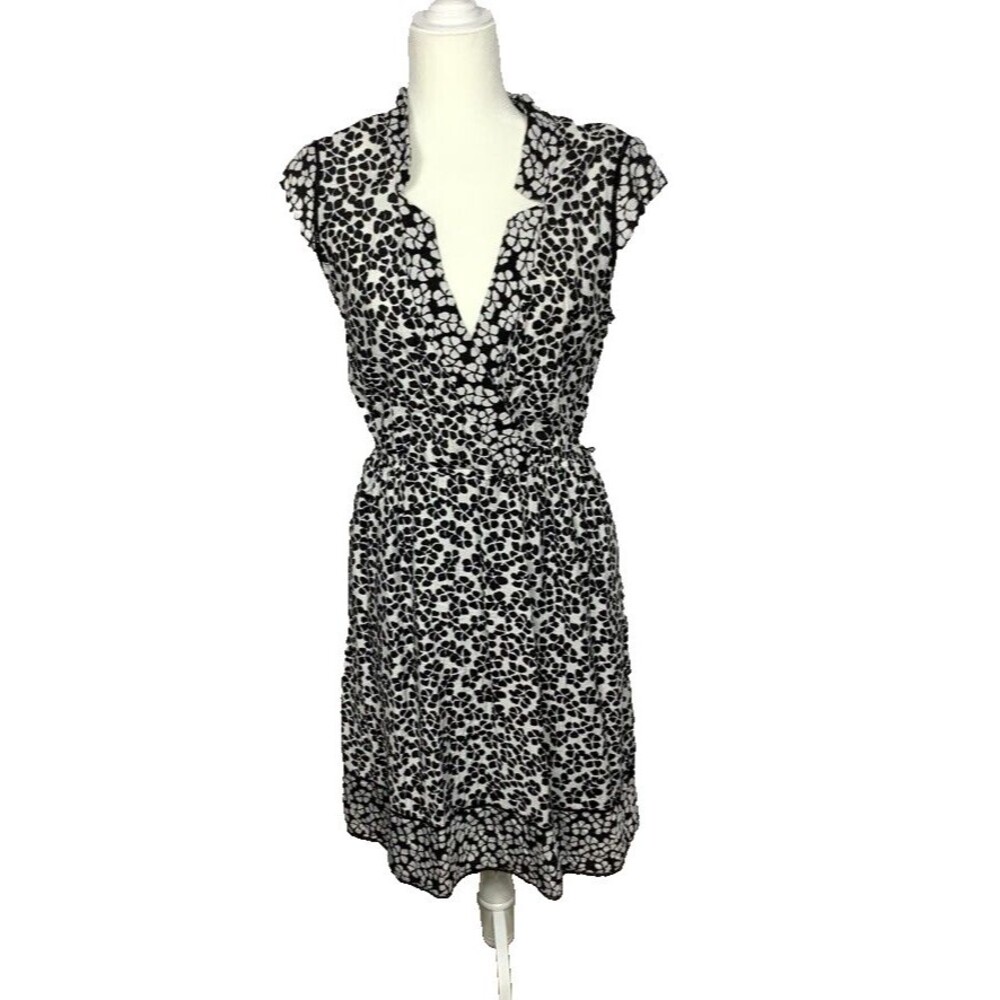 Adrianna Papell Dress 12 Womens Black White Floral Deep V Neck Cap Sleeves Midi